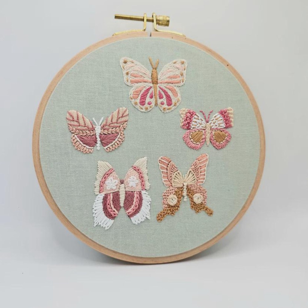 Jessica Long Butterfly Sampler Embroidery Kit - Picture 2 of 5
